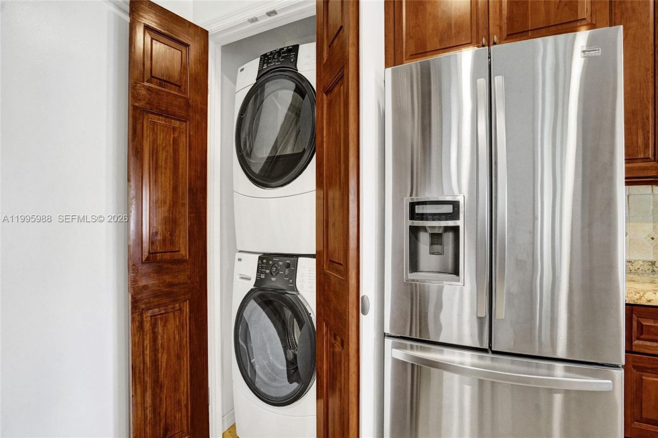 2324 NW 107th Ter , Sunrise, FL 33322 Photo