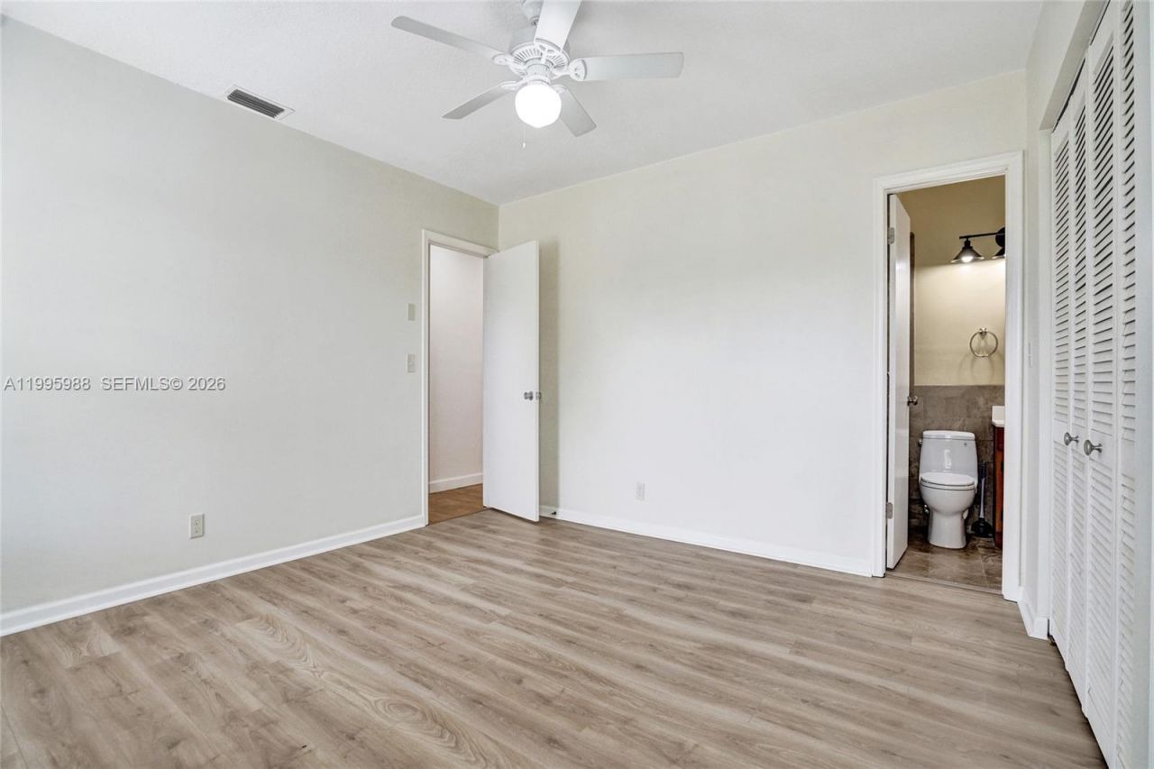 2324 NW 107th Ter , Sunrise, FL 33322 Photo