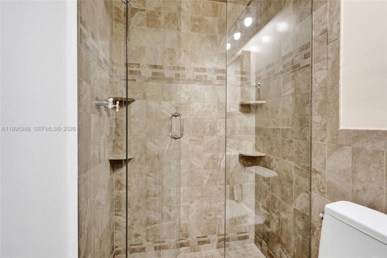 2324 NW 107th Ter , Sunrise, FL 33322 Photo