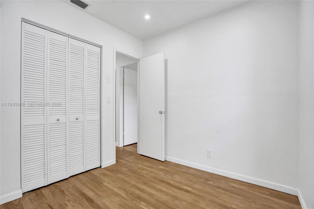 2324 NW 107th Ter , Sunrise, FL 33322 Photo