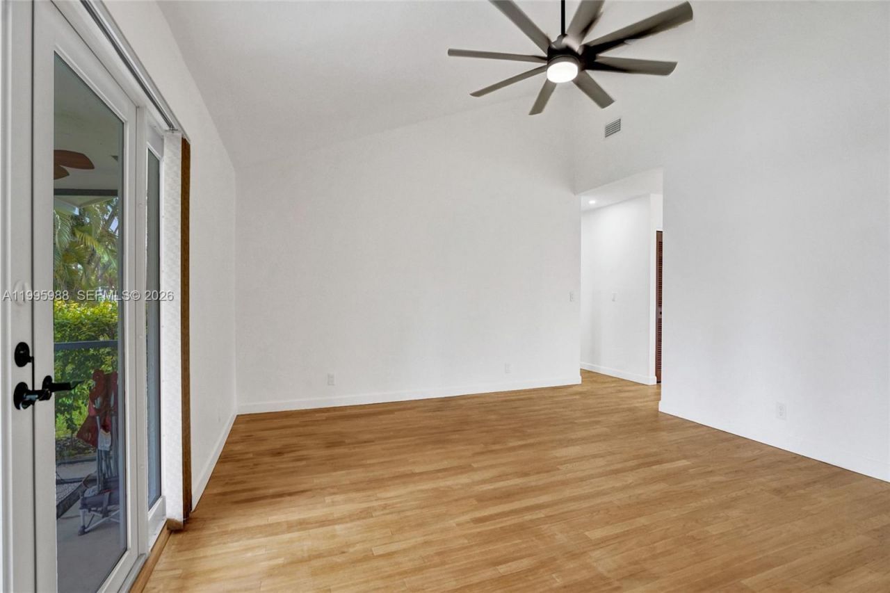 2324 NW 107th Ter , Sunrise, FL 33322 Photo