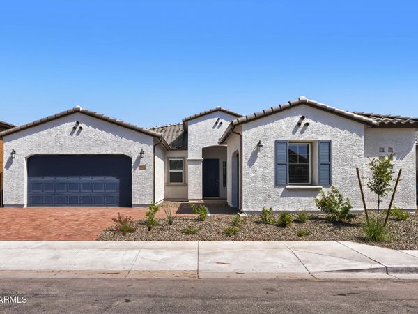 7966 W ROWEL Road, Peoria, AZ 85383