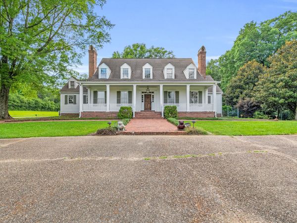 192 Wood Ridge, Starkville, MS 39759