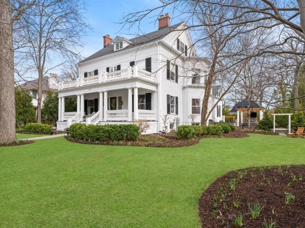 307 Abbotsford Road, Kenilworth, IL 60043