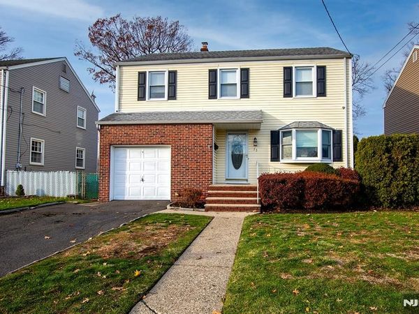 75 17th Avenue, ELMWOOD PARK, NJ 07407
