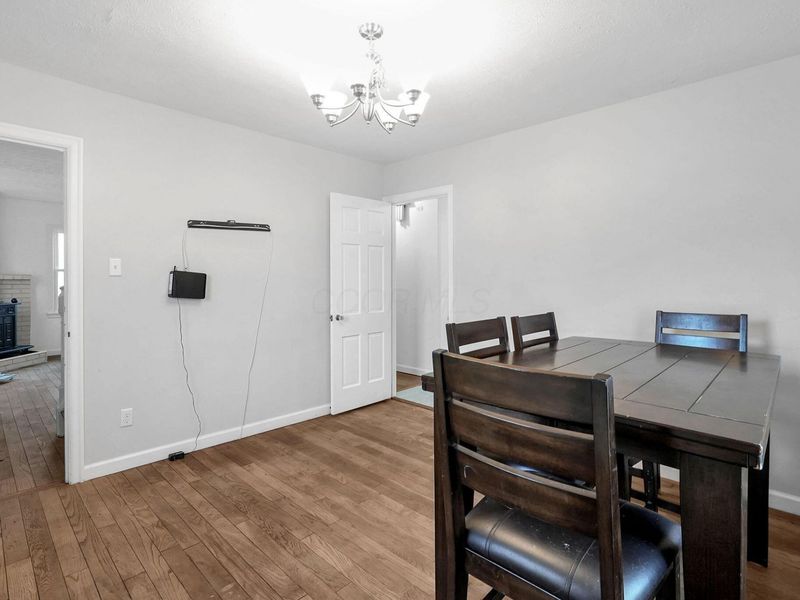 814 Chestershire Road , Columbus, OH 43204 Photo 10