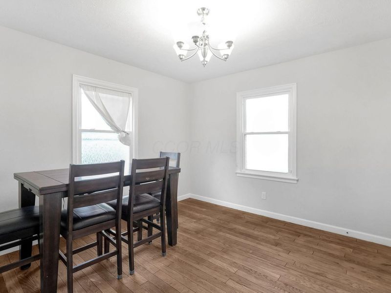 814 Chestershire Road , Columbus, OH 43204 Photo 11