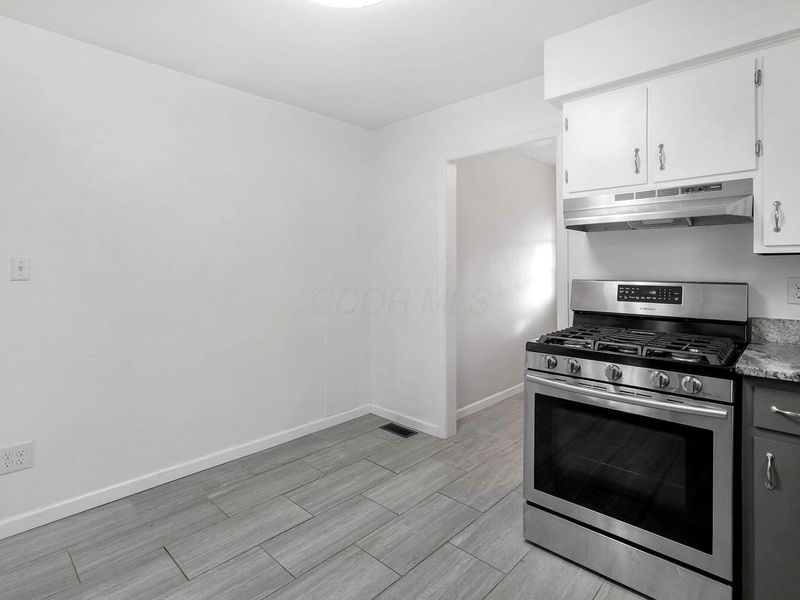 814 Chestershire Road , Columbus, OH 43204 Photo 15