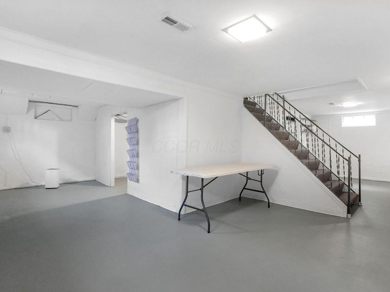 814 Chestershire Road , Columbus, OH 43204 Photo 31