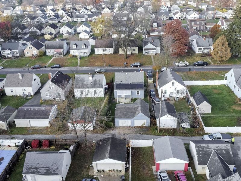 814 Chestershire Road , Columbus, OH 43204 Photo 46