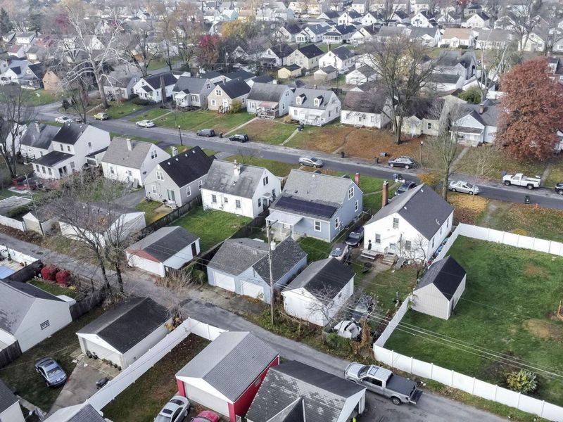 814 Chestershire Road , Columbus, OH 43204 Photo 47