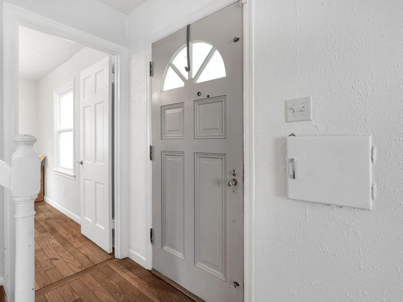 814 Chestershire Road , Columbus, OH 43204 Photo 7