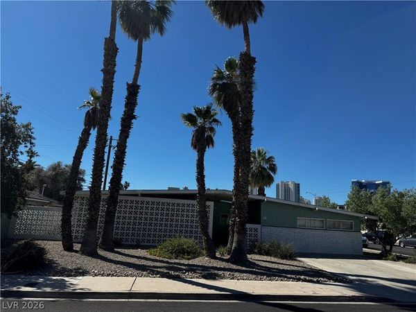 544 Canosa Avenue , Las Vegas, NV 89104