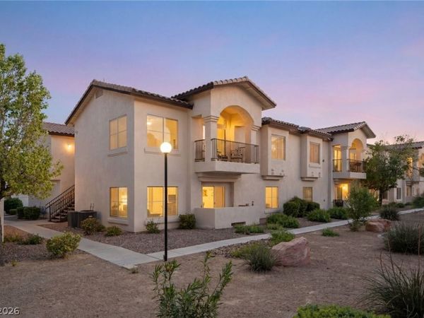 4941 Black Bear Road, Unit 204, Las Vegas, NV 89149
