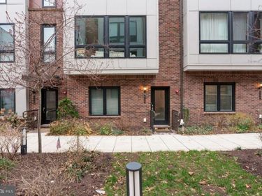 418 NOTTOWAY WALK , ALEXANDRIA, VA 22304