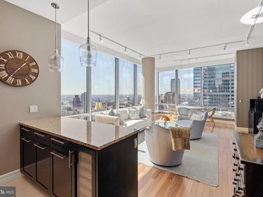 1414 S PENN SQUARE , Unit 38GH, PHILADELPHIA, PA 19102