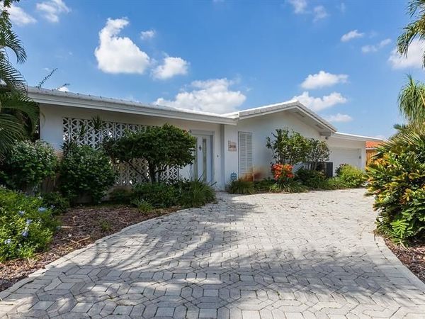 2108 NE 44th Street, Fort Lauderdale, FL 33308