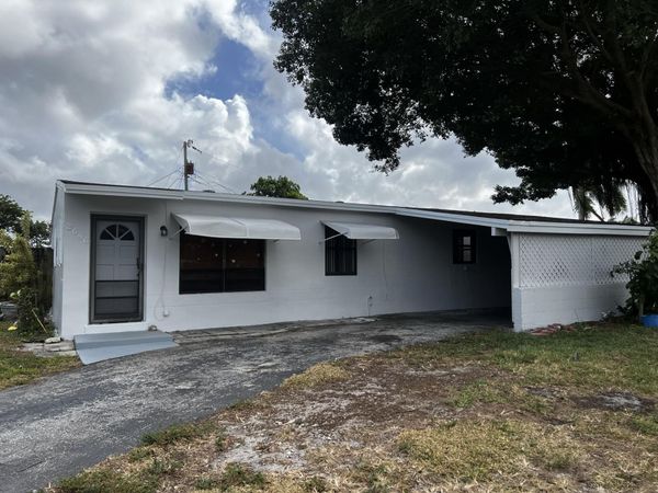 2686 NW 61st Avenue, Margate, FL 33063