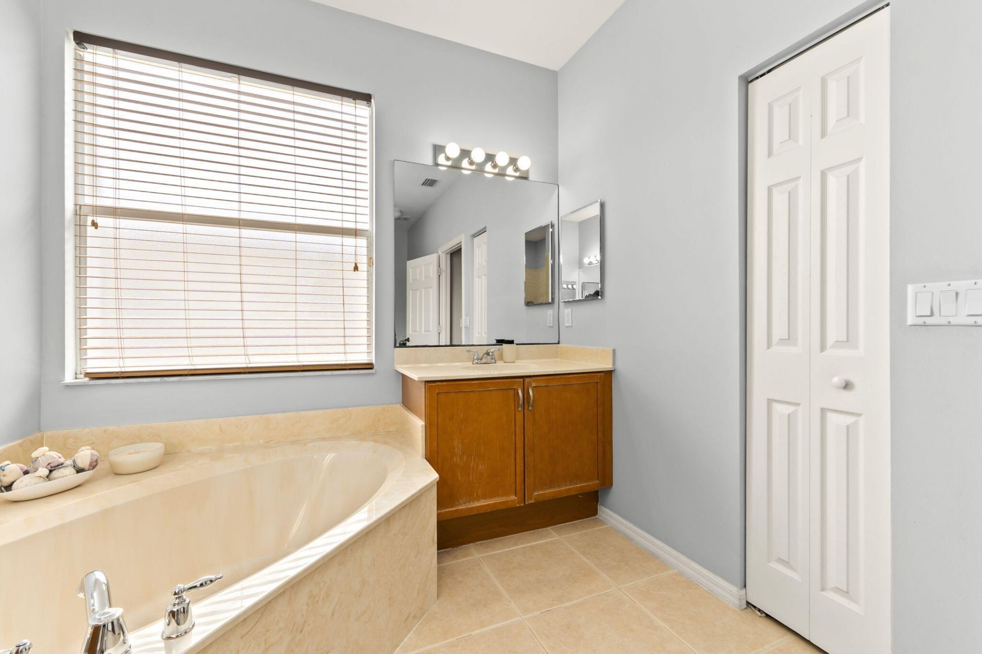 240 SW Coconut Key Way, Port Saint Lucie, FL 34986 Photo