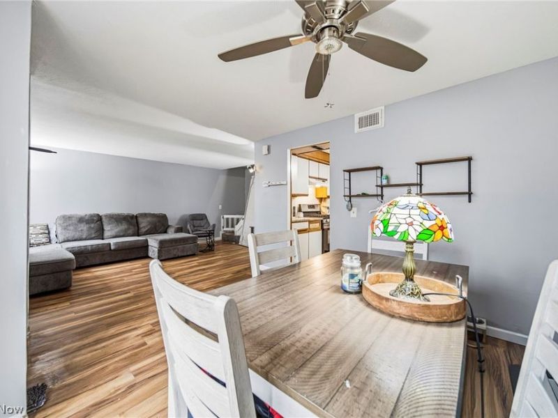 1651 Mentor Avenue, Unit 1406, Painesville, OH 44077 Photo 7