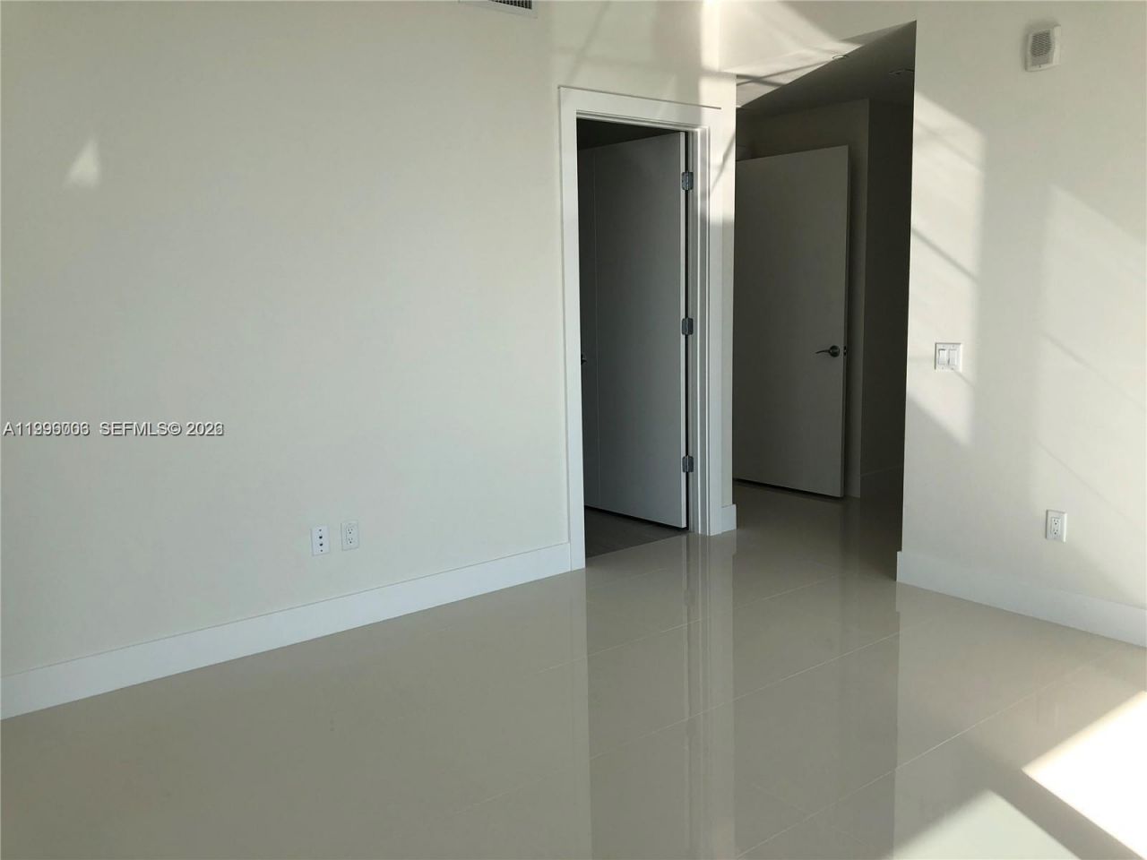 2960 NE 207th St, Unit 1101, Aventura, FL 33180 Photo