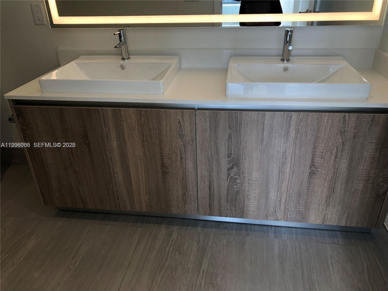 2960 NE 207th St, Unit 1101, Aventura, FL 33180 Photo