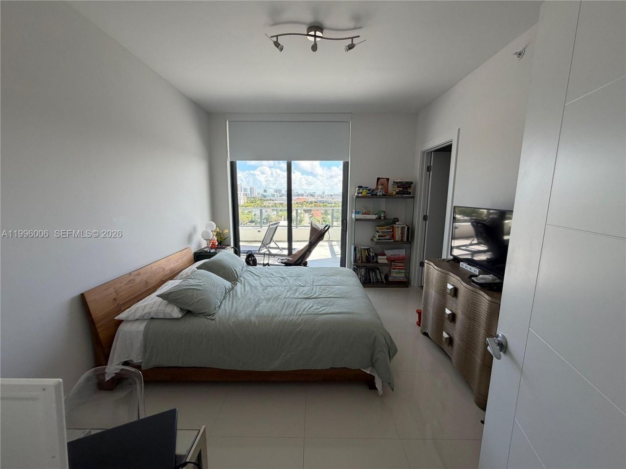 2960 NE 207th St, Unit 1101, Aventura, FL 33180 Photo