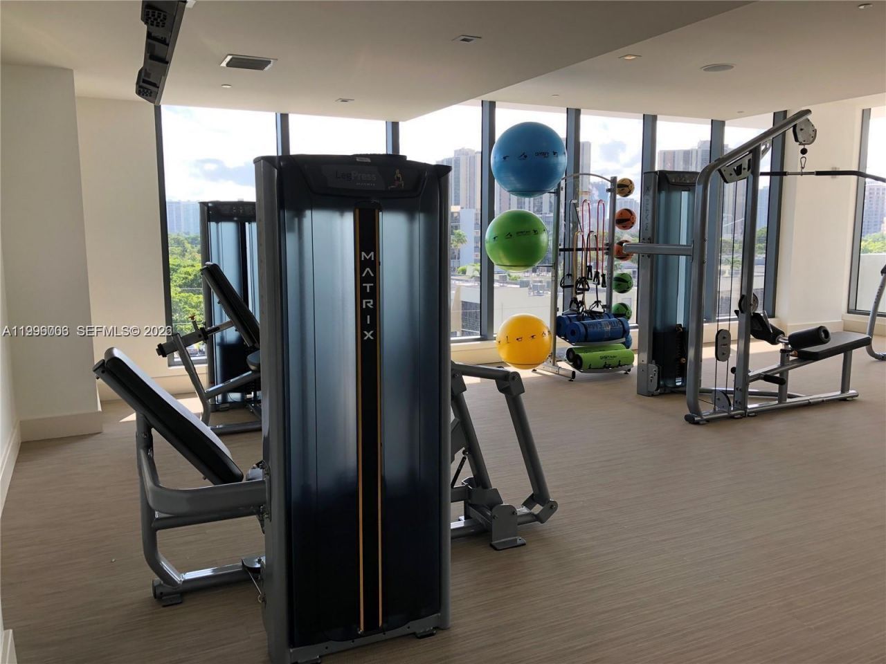 2960 NE 207th St, Unit 1101, Aventura, FL 33180 Photo