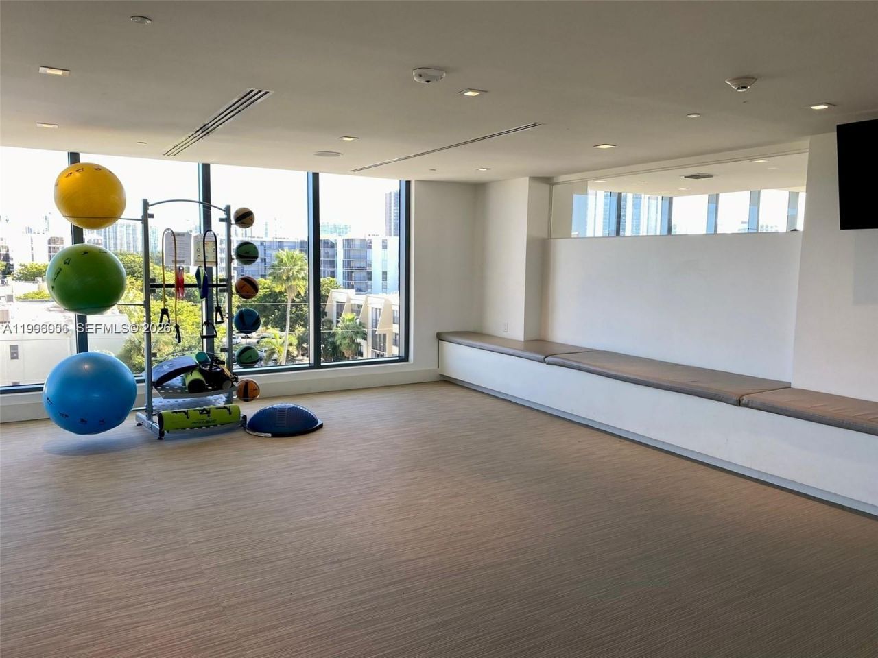 2960 NE 207th St, Unit 1101, Aventura, FL 33180 Photo