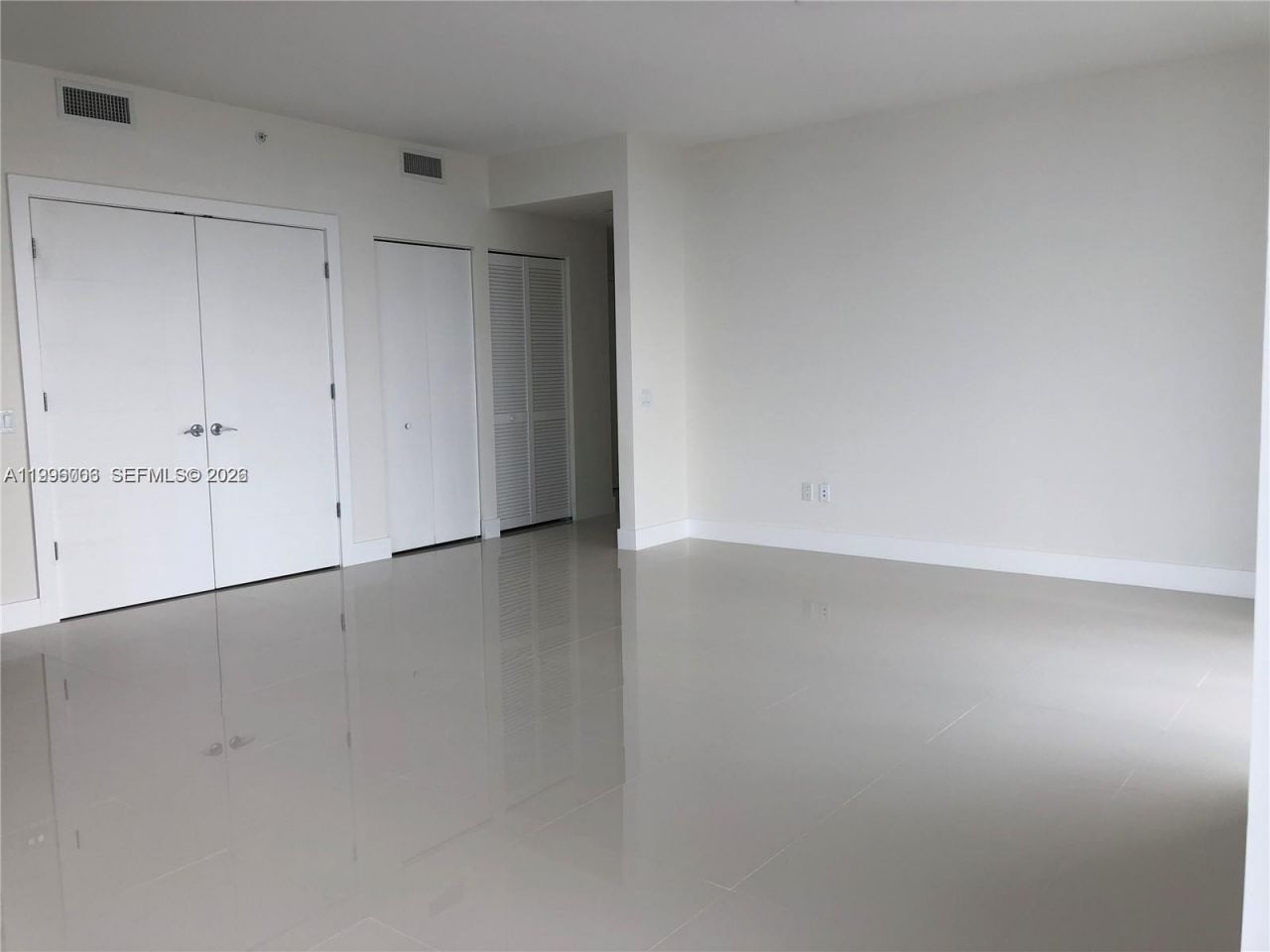 2960 NE 207th St, Unit 1101, Aventura, FL 33180 Photo