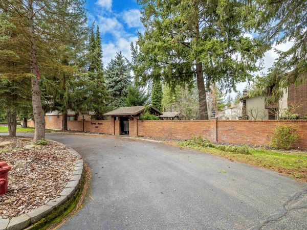 12515 N Fairwood #14 Dr, Spokane, WA 99218