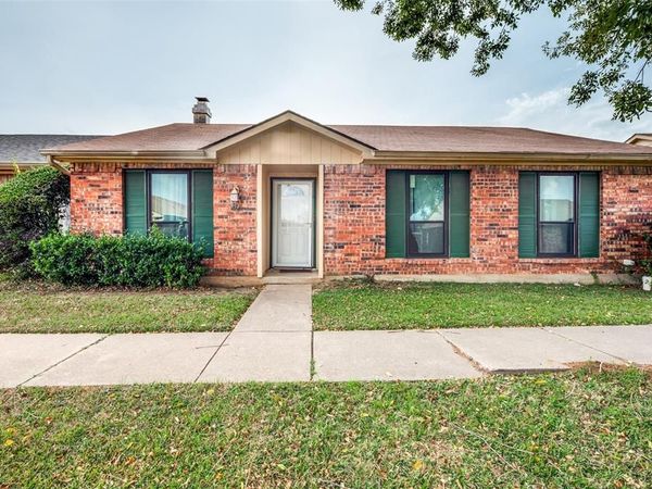 82 E Mountain Creek Drive E, Unit 19, Grand Prairie, TX 75052