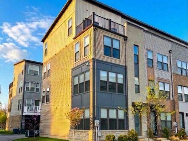 5600 HYATTSVILLE DRIVE, HYATTSVILLE, MD 20782