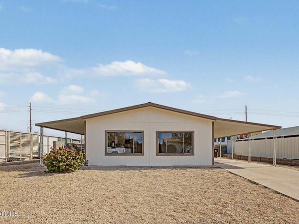 9761 E FLOSSMOOR Avenue, Mesa, AZ 85208