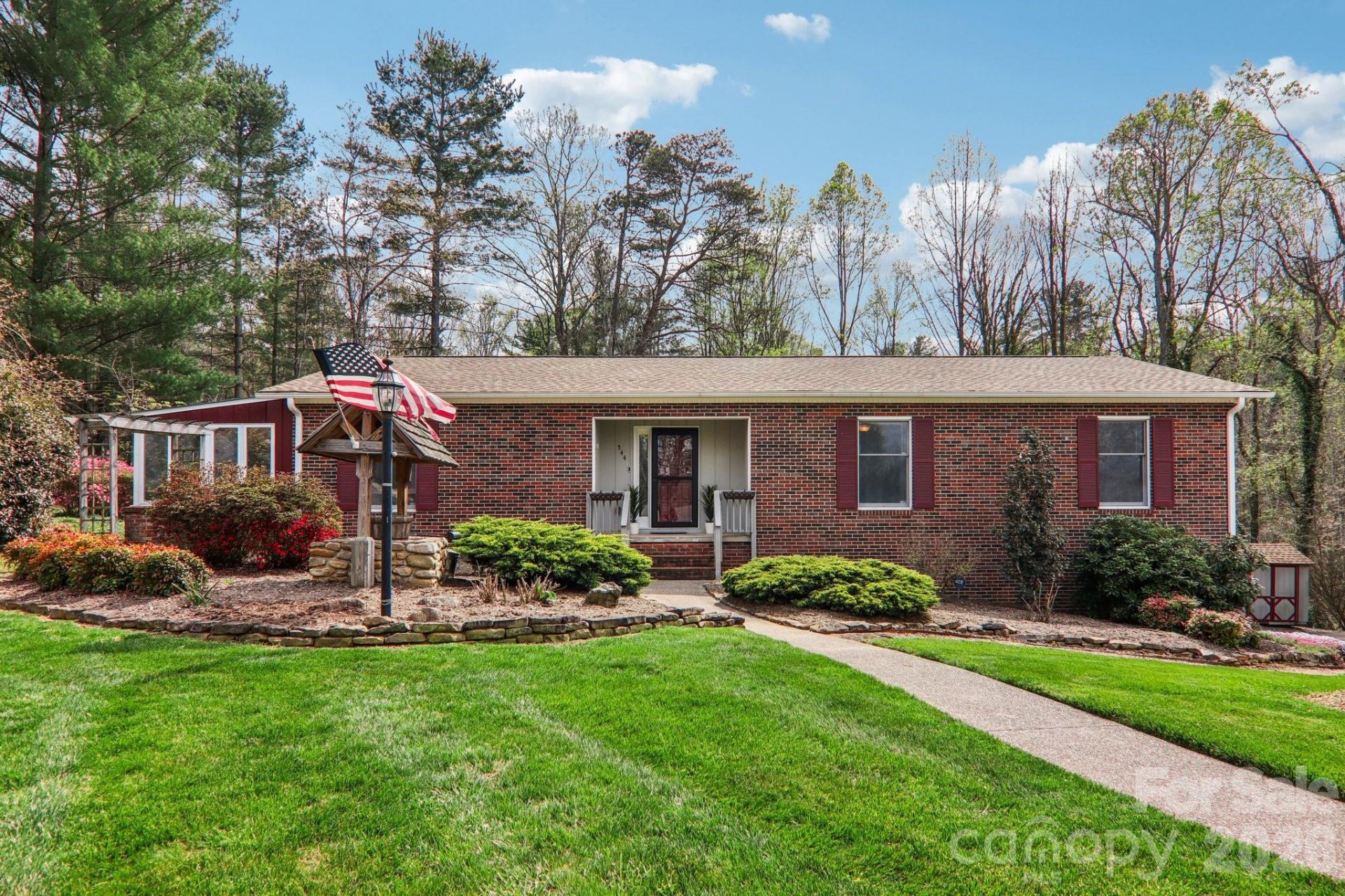 544 Bluebird Ridge, Asheville, NC 28804 Main Photo