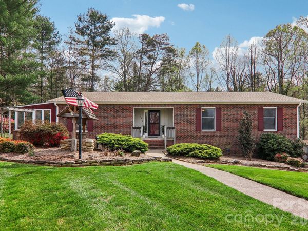 544 Bluebird Ridge, Asheville, NC 28804