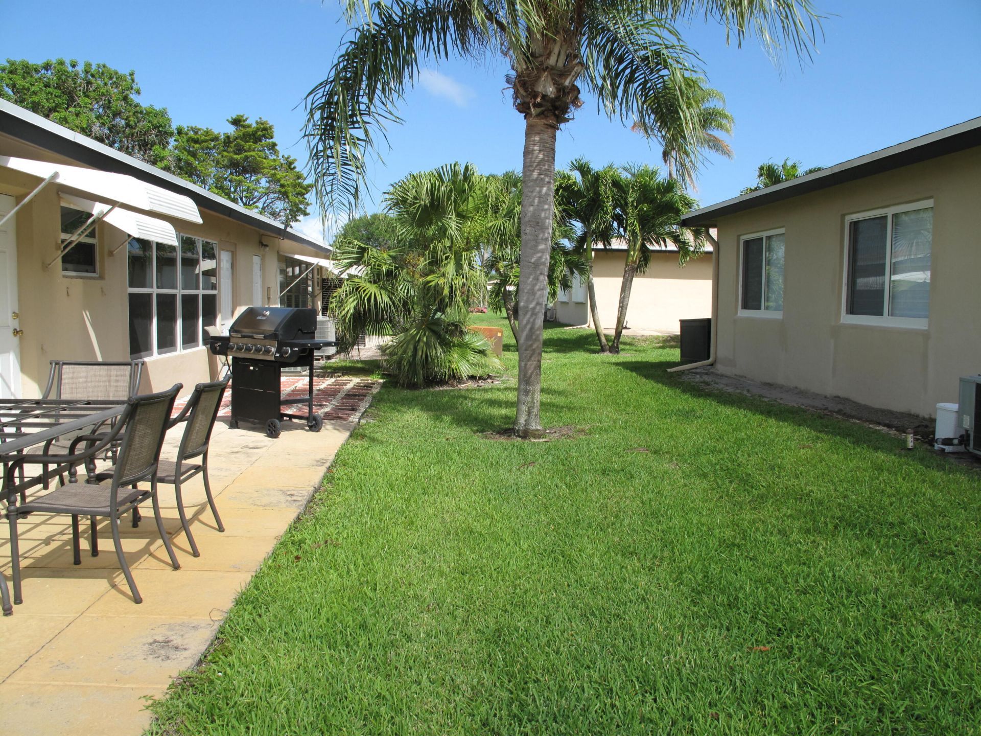 892 N High Point Boulevard N, Unit D, Delray Beach, FL 33445 Photo