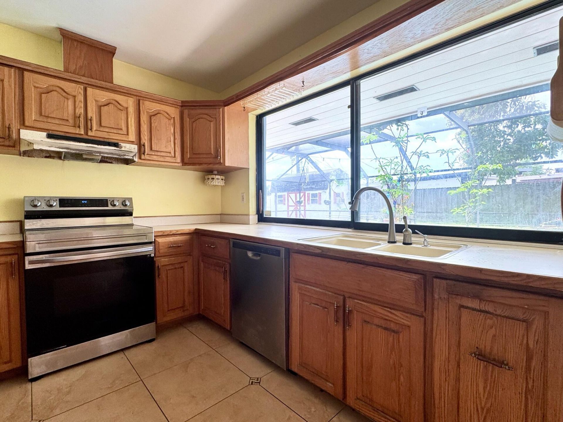 10060 SW 214th Street, Cutler Bay, FL 33189 Photo