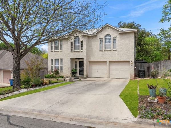 981 Rio Verde, New Braunfels, TX 78130