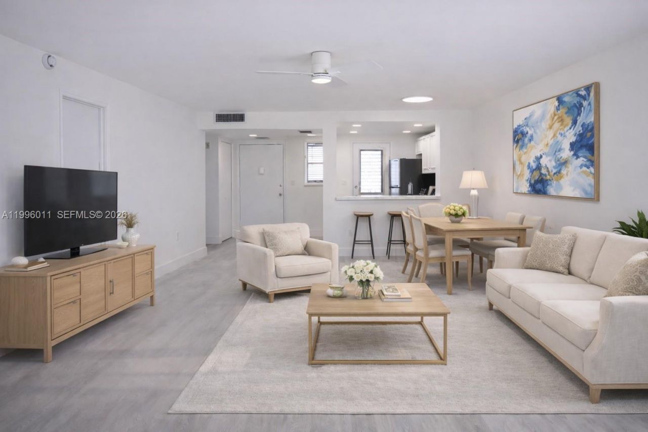 2980 Point East Dr, Unit D112, Aventura, FL 33160 Photo