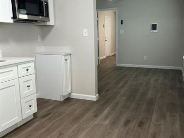 407 N Justin Avenue, Unit A, Dallas, TX 75211