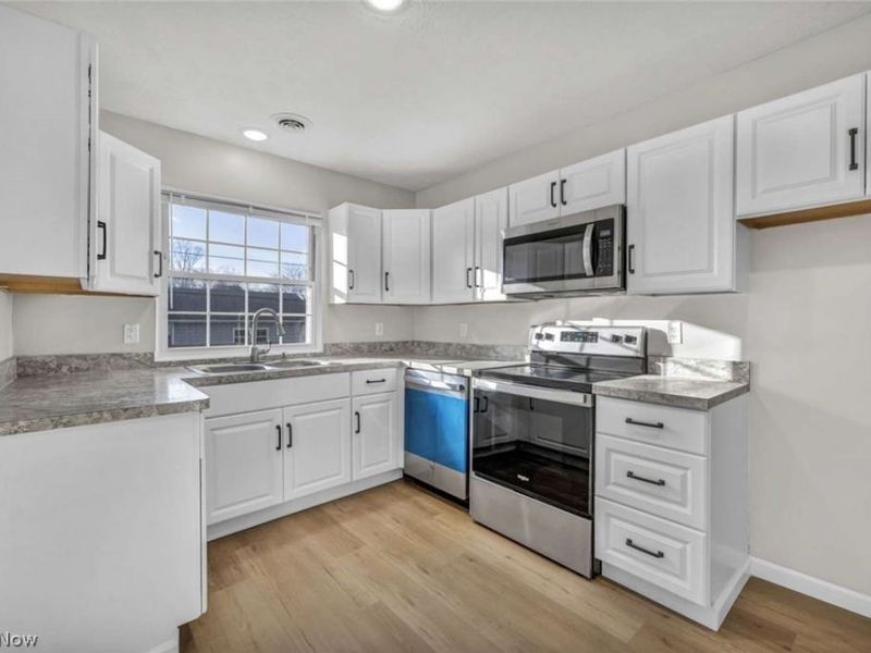 1548 Rosena Avenue, Madison, OH 44057 Photo 8