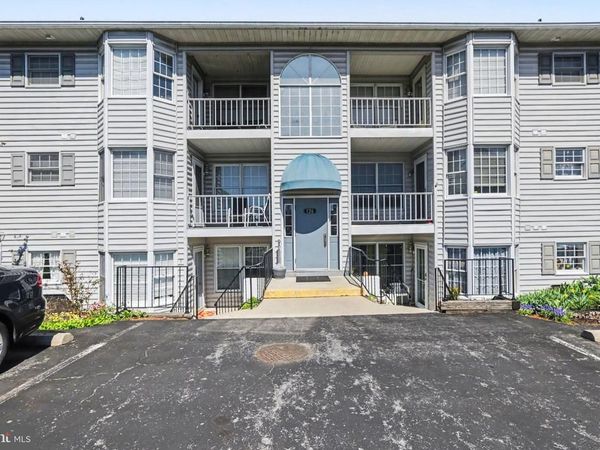 126 W PORTLAND STREET, MECHANICSBURG, PA 17055