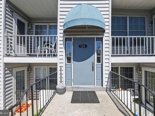 126 W PORTLAND STREET, MECHANICSBURG, PA 17055