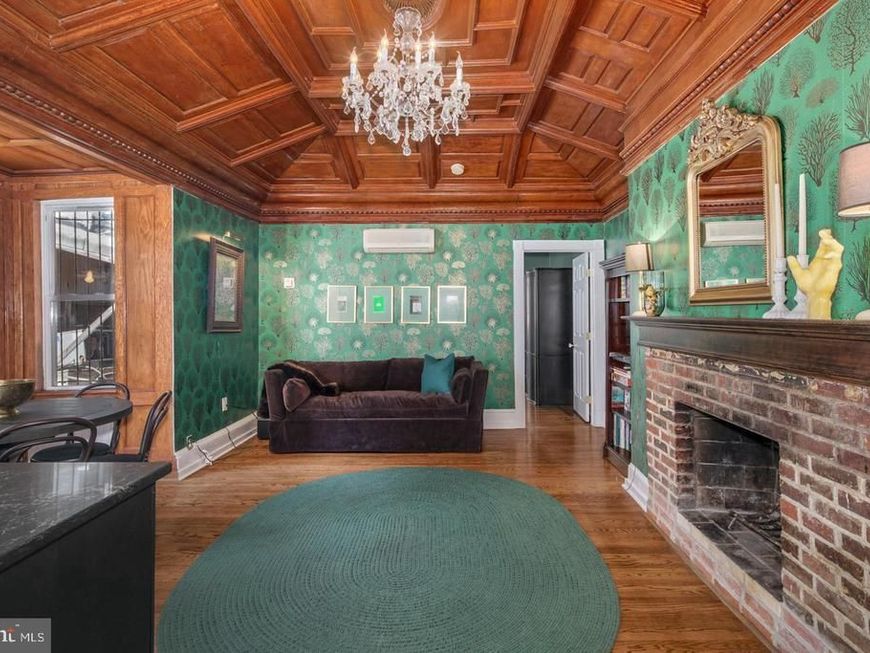 1215 00 Spruce Street, Unit 202, Philadelphia, PA 19107 Main Photo