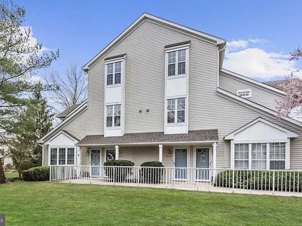 904B OLIPHANT LANE , MOUNT LAUREL, NJ 08054