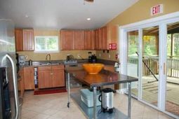 2003 United Drive photo 4