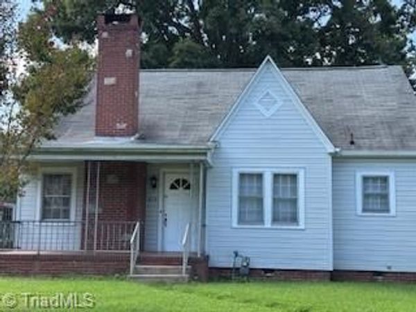 812 Holland Street , Winston-Salem, NC 27101