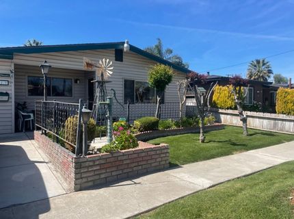 229 E St, Los Banos, CA 93635 Photo