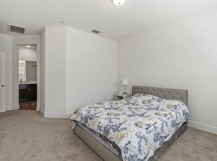 5301 E Commerce Way #2101, Unit 2101, Sacramento, CA 95835 Photo